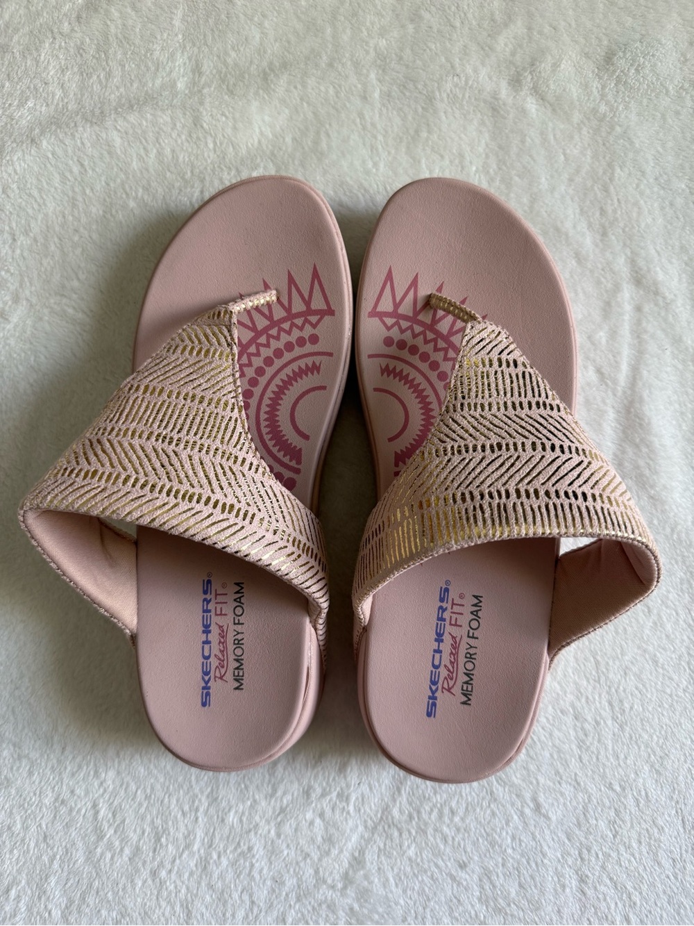 SKECHERS Relaxed Fit Memory Foam Slide Pink Retrogrades Jupiter US 9 EU 39